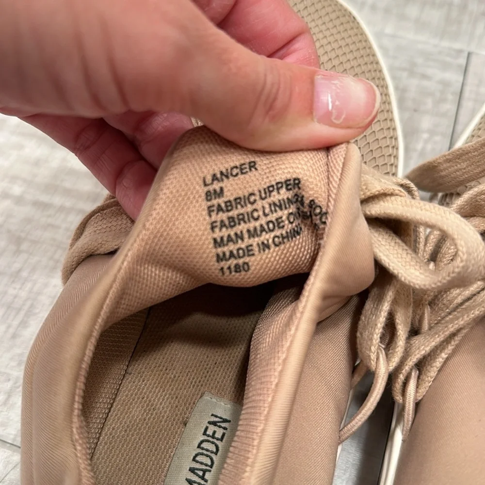 💕SOLD💕Steve Madden Lancer Blush Women’s Sneakers - Picture 6 of 10